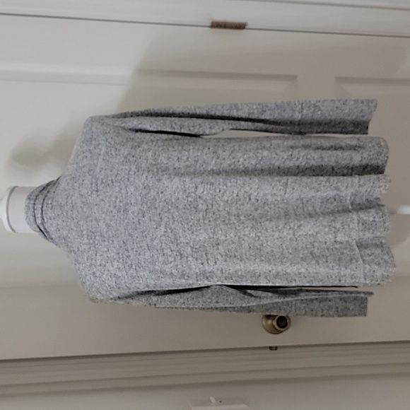 So Size S Marled Gray Knit Open Front Waterfall Cardigan Sweater, GUC - Picture 4 of 11